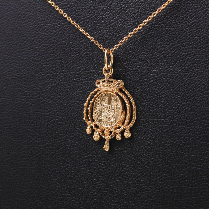 Collana stemma in argento placcato oro - immagine 2