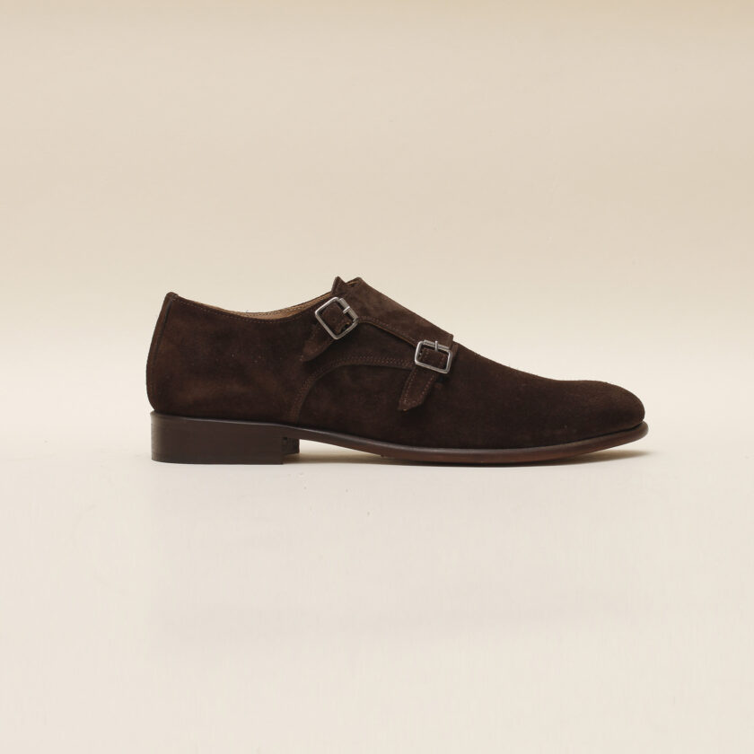 Scarpa marrone camoscio doppia fibbia - immagine 2
