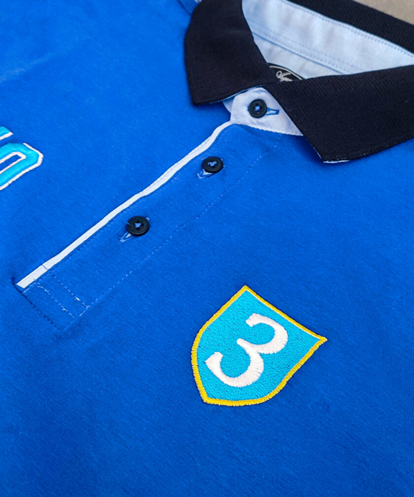 Polo mezza manica puro cotone doppio ricamo bluette - immagine 2